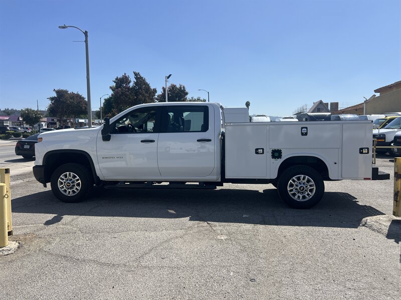 Used 2024 Chevrolet Silverado 2500 W/T w/ WT Fleet Convenience Package AWD/4WD image 4