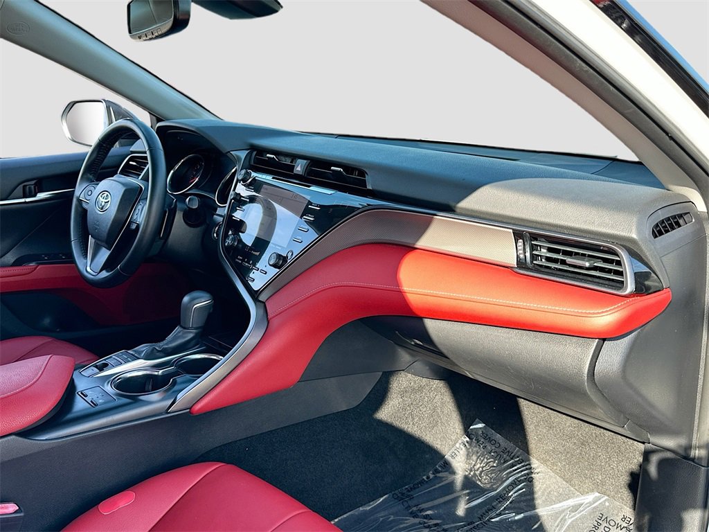 Used 2019 Toyota Camry XSE image 26