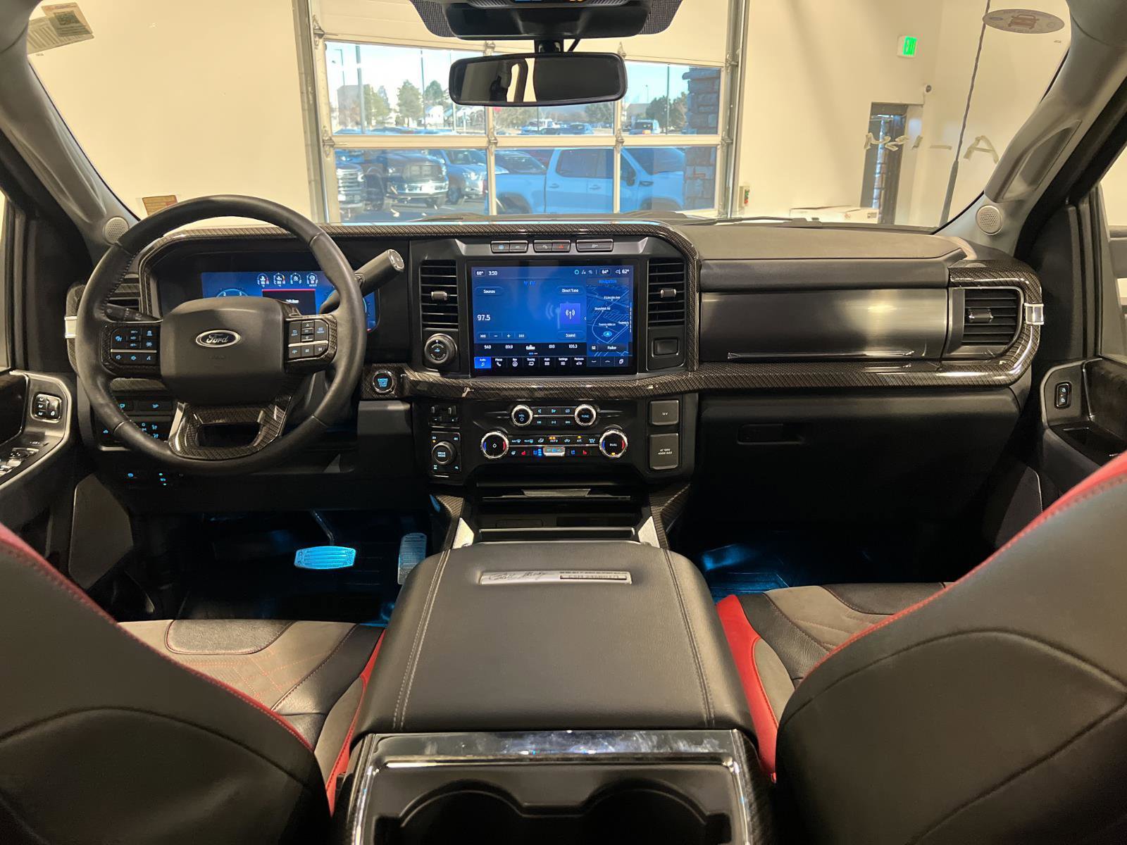 Used 2024 Ford F250 Lariat w/ Lariat Ultimate Package image 29