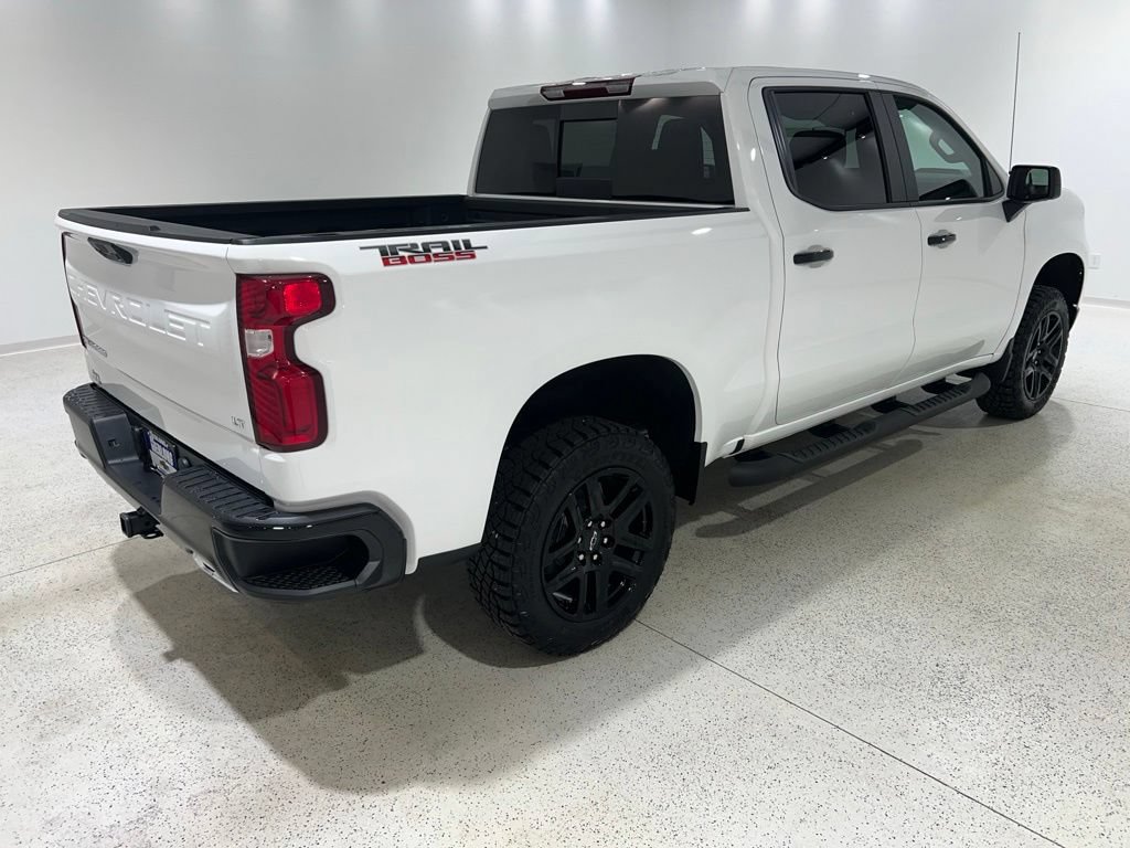 Used 2026 Chevrolet Silverado 1500 LT Trail Boss w/ Convenience Package II AWD/4WD image 5