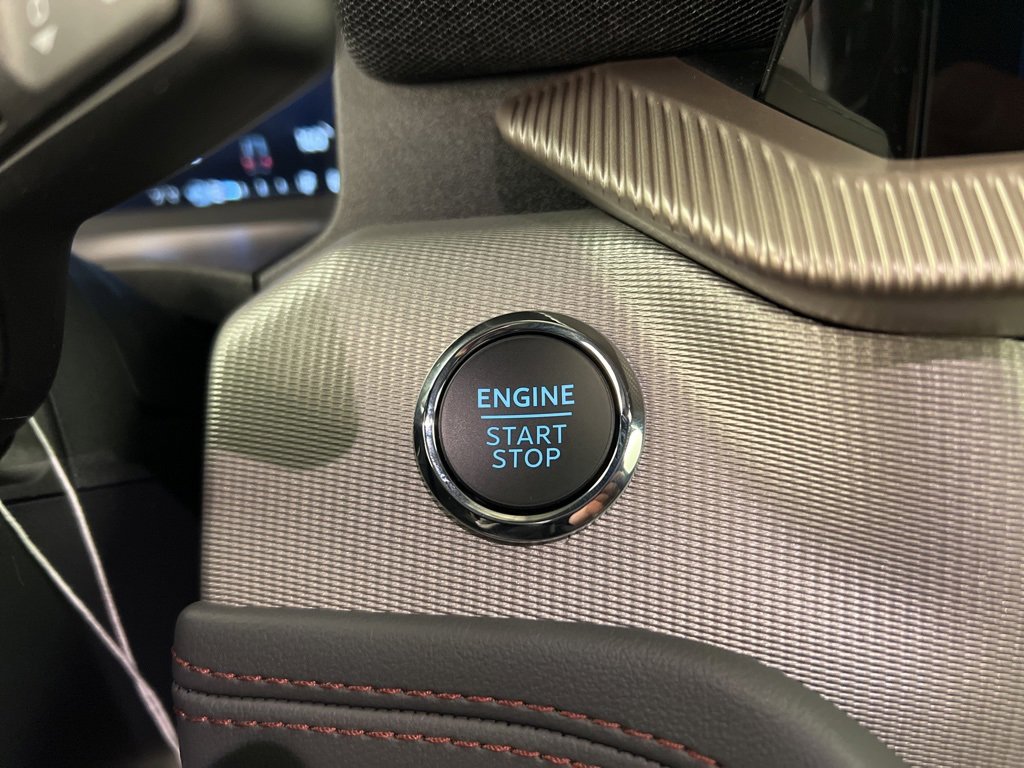 New 2025 Ford Explorer Active w/ Active Comfort Package image 17