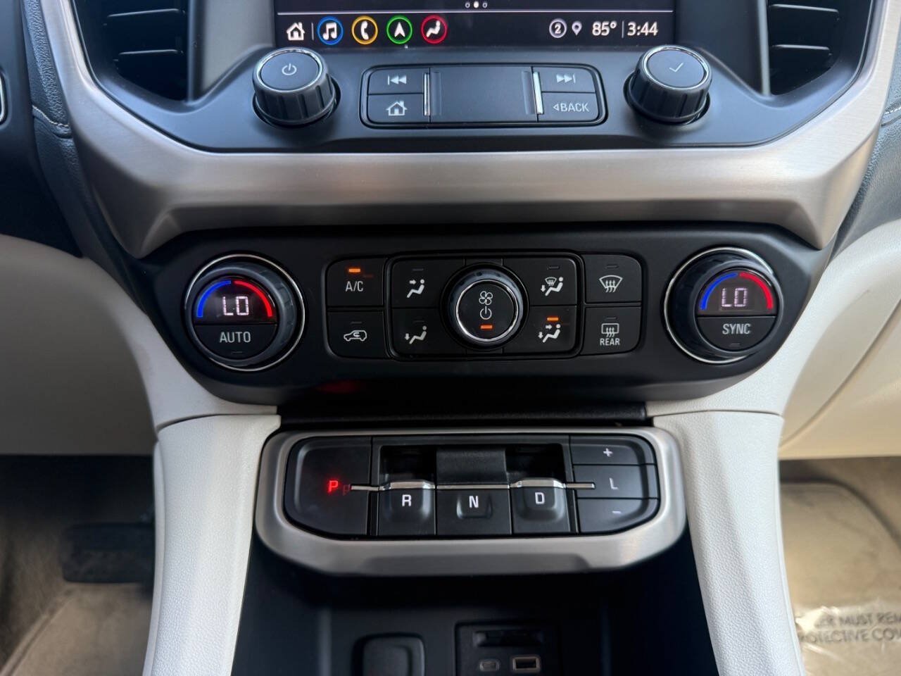Used 2023 GMC Acadia Denali AWD/4WD image 20