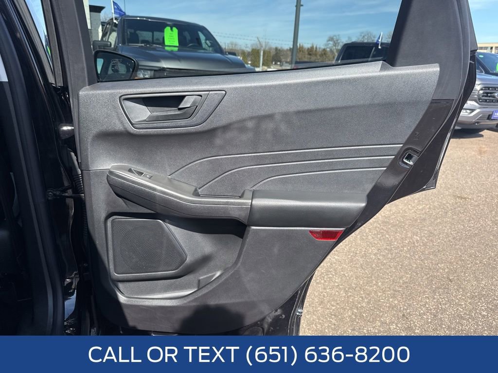 Used 2022 Ford Escape SE w/ Convenience Package image 39