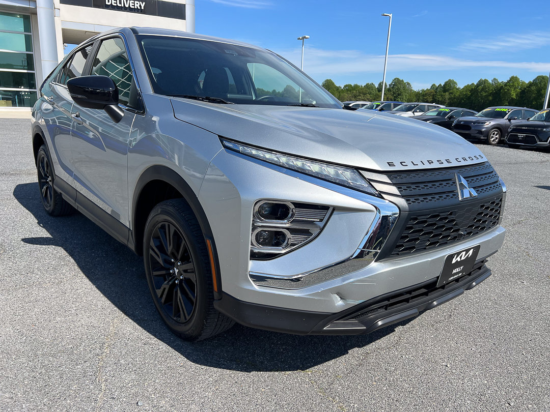 Used 2024 Mitsubishi Eclipse Cross AWD image 11