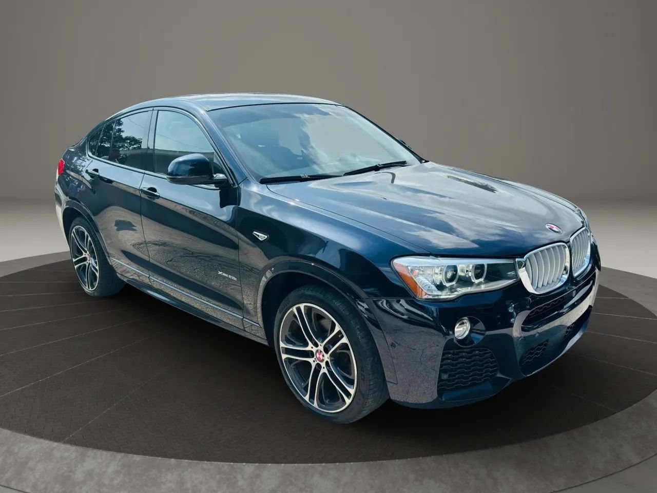 Used 2018 BMW X4 xDrive28i AWD/4WD image 7