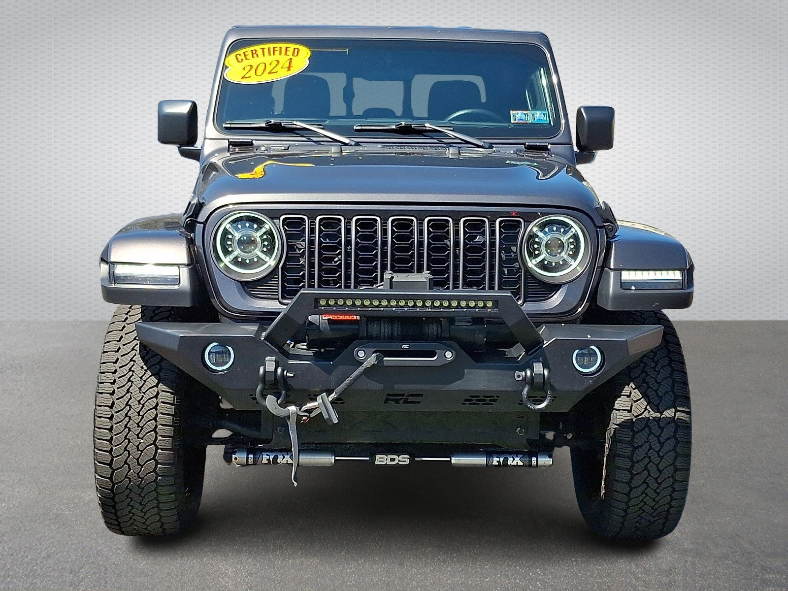 Certified 2024 Jeep Gladiator Sport image 2