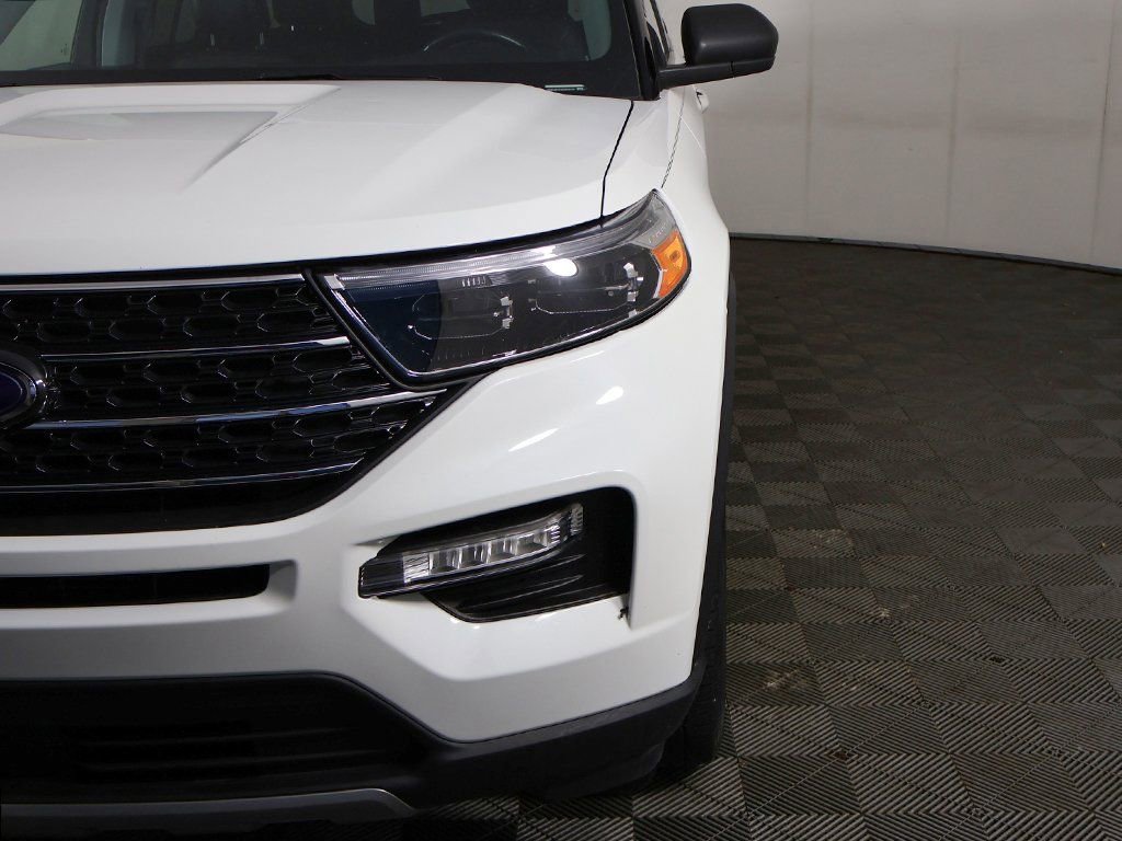 Used 2022 Ford Explorer XLT w/ Equipment Group 202A image 15
