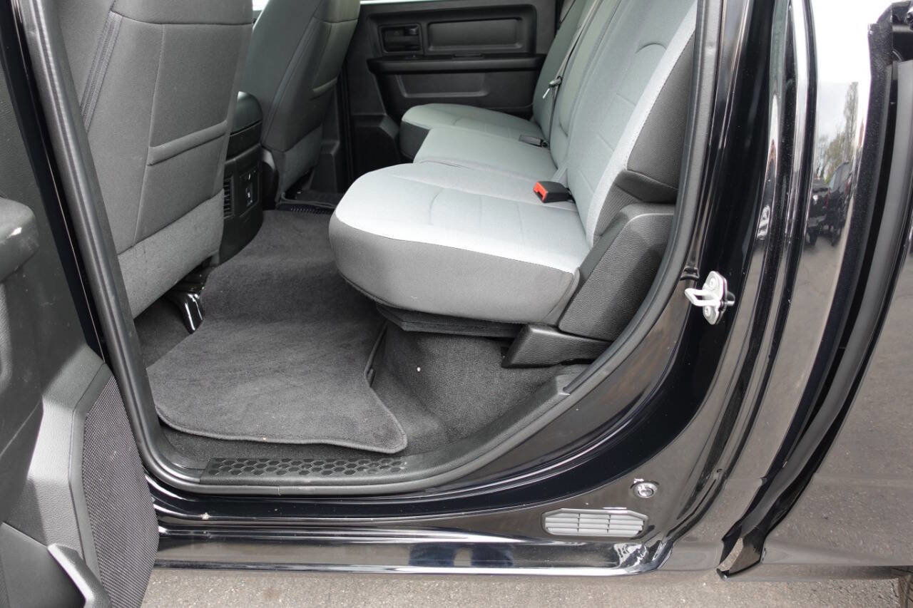 Used 2023 RAM 1500 Express w/ Wheel & Sound Group AWD/4WD image 22