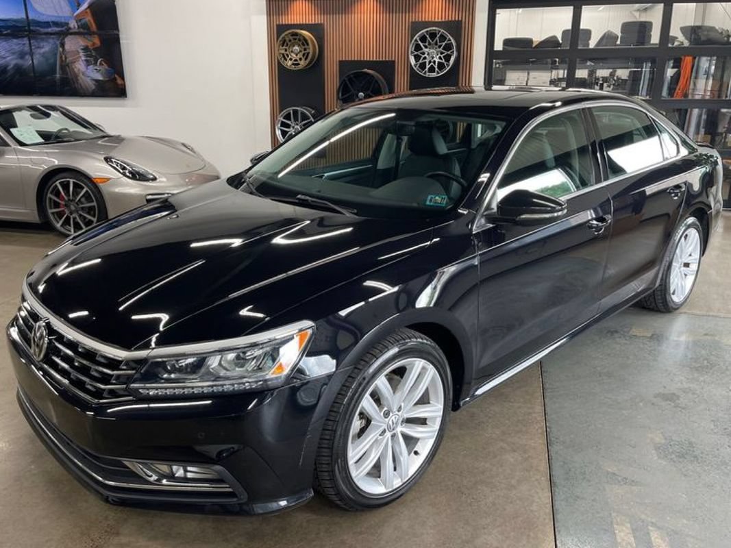 Used 2018 Volkswagen Passat 2.0T SE FWD image 4