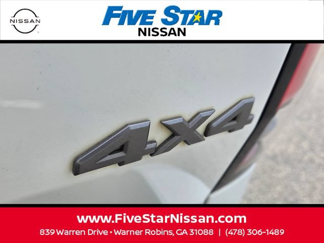 Used 2025 Nissan Frontier SV w/ Tow Package AWD/4WD image 11