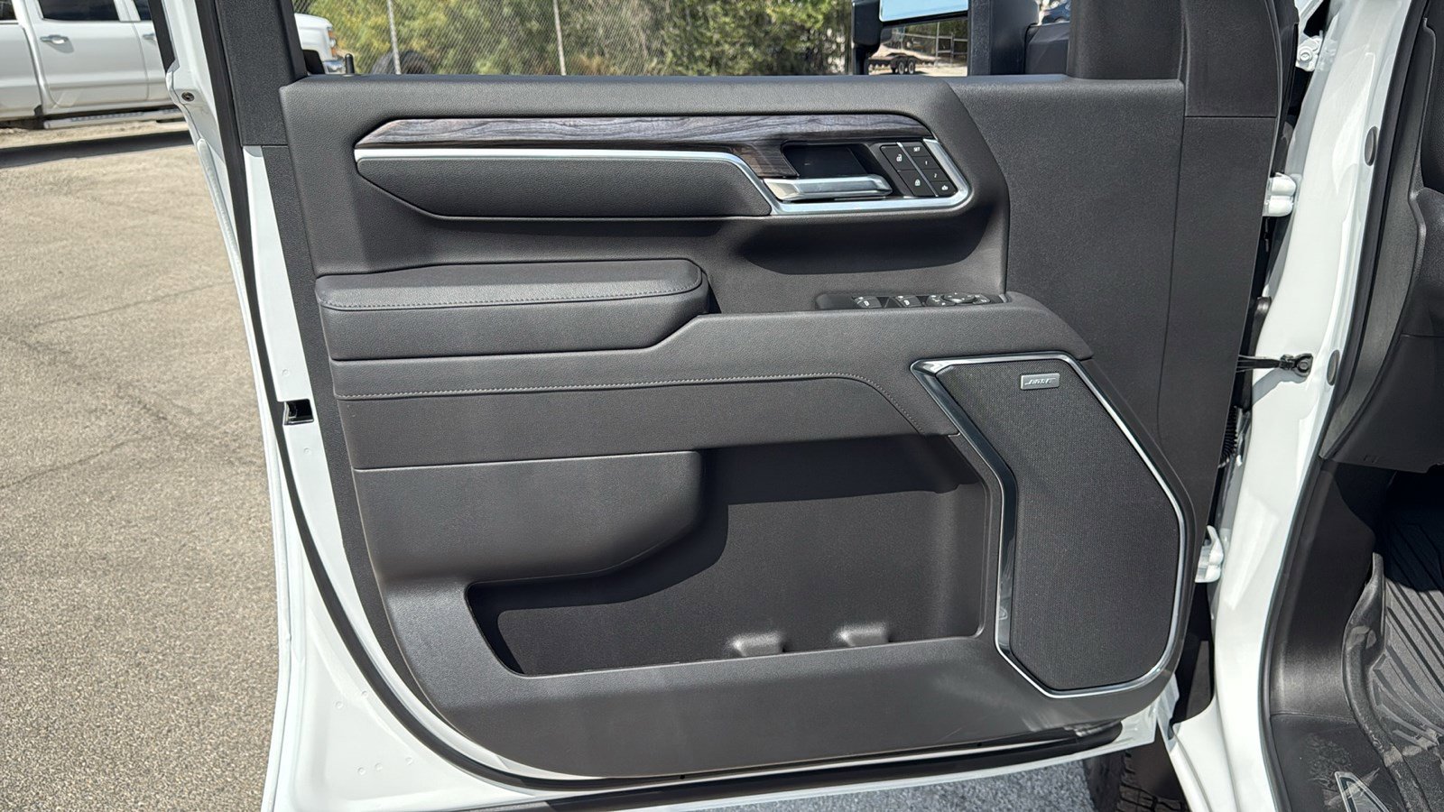 New 2026 Chevrolet Silverado 2500 LTZ w/ LTZ Convenience Package image 8