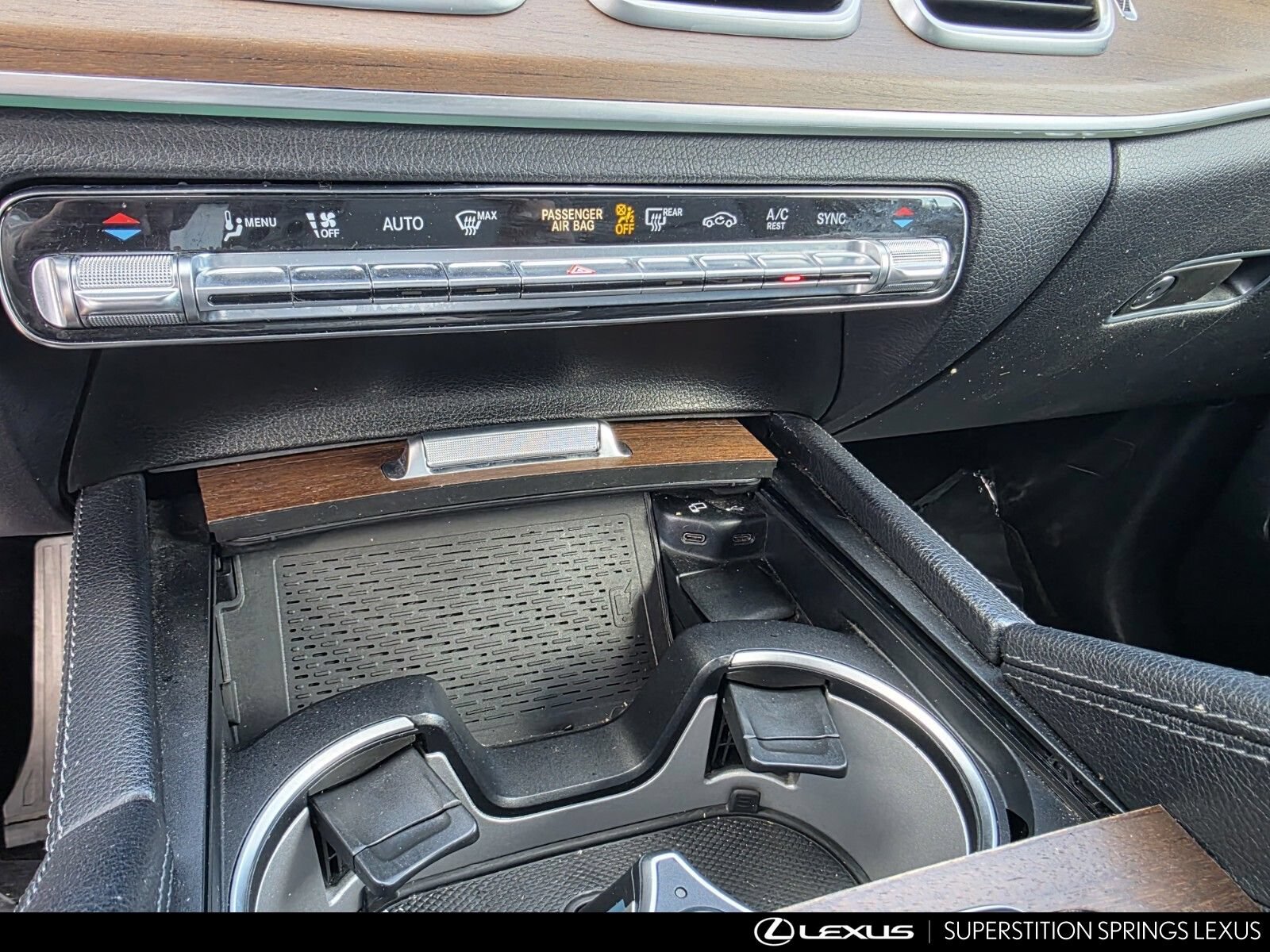 Used 2021 Mercedes-Benz GLS 450 4MATIC image 17