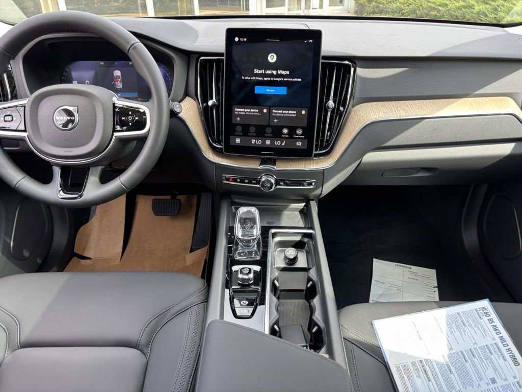 New 2026 Volvo XC60 B5 Plus w/ Protection Package Premier image 28