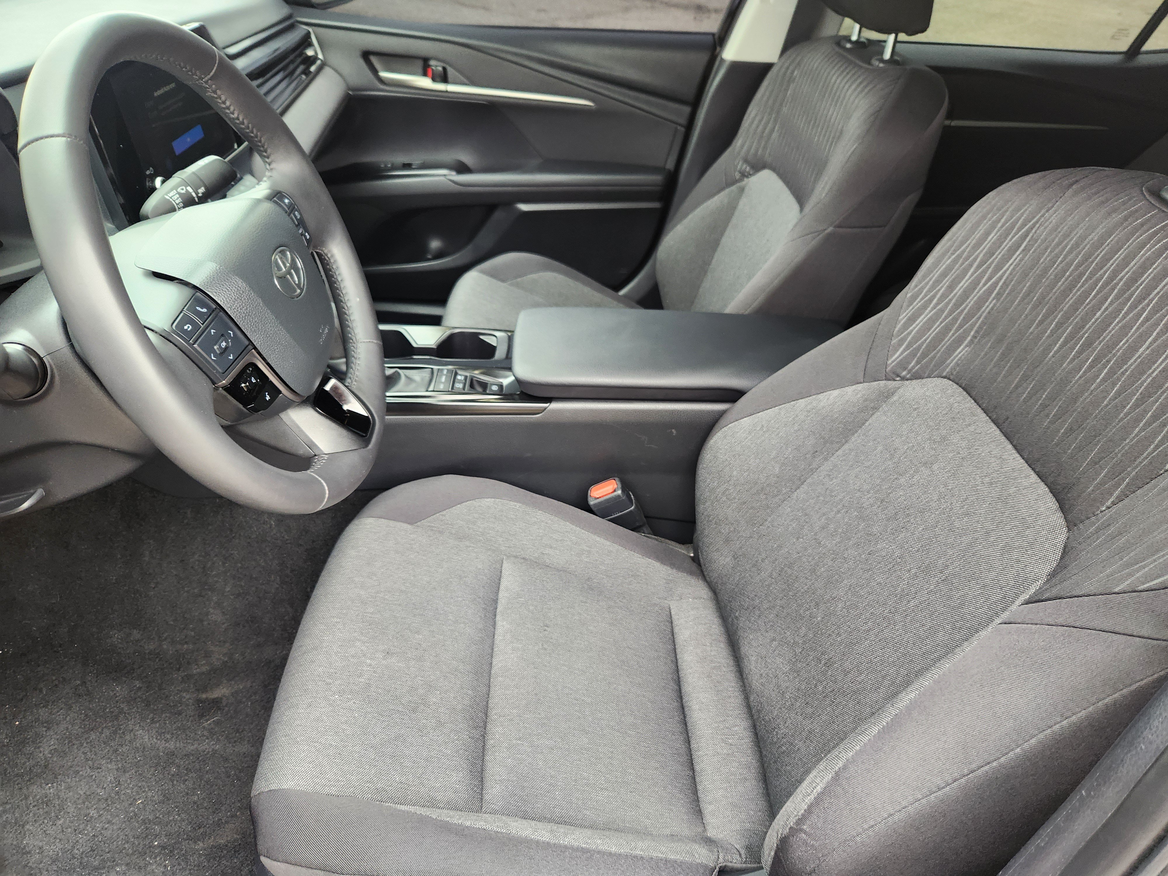 Used 2025 Toyota Camry LE w/ Convenience Package AWD/4WD image 9