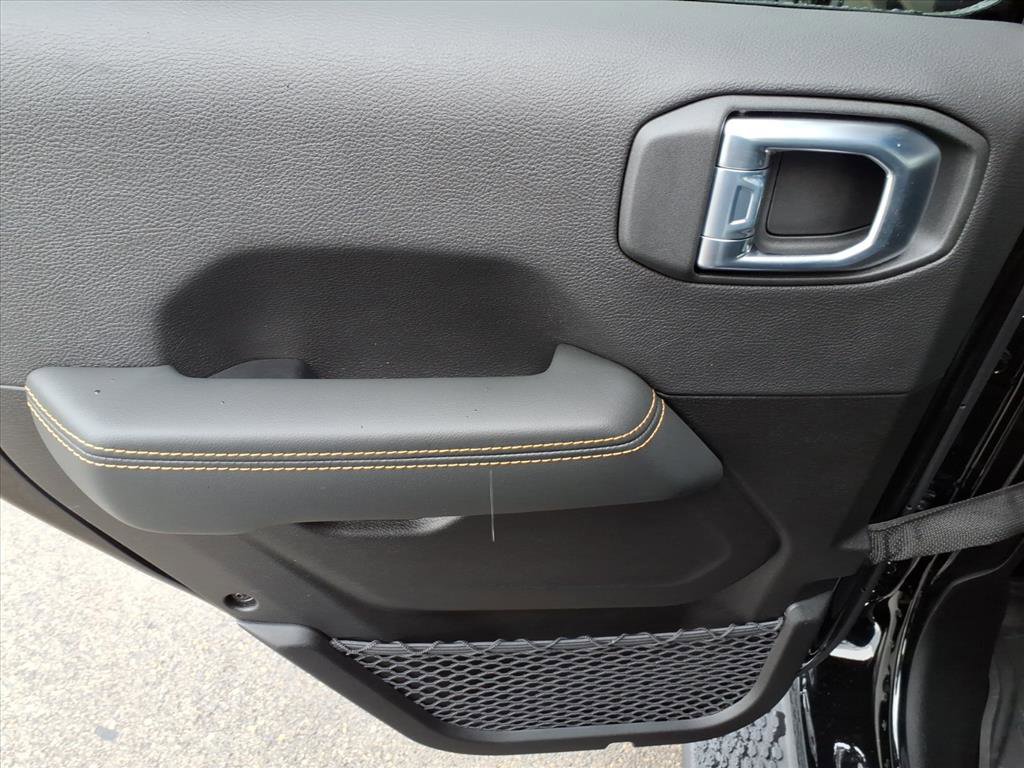 New 2026 Jeep Wrangler Sahara image 32