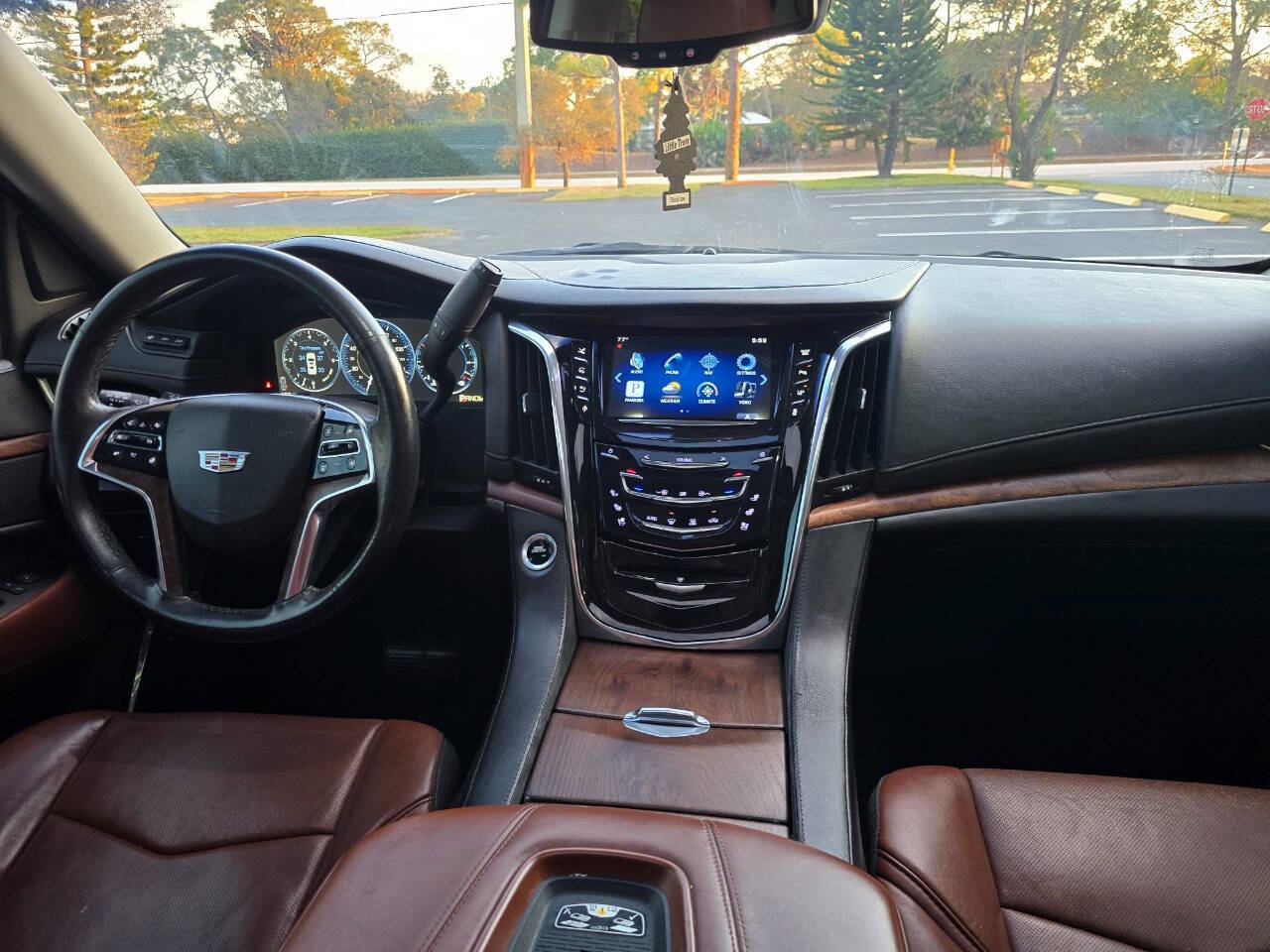 Used 2015 Cadillac Escalade ESV Premium image 13