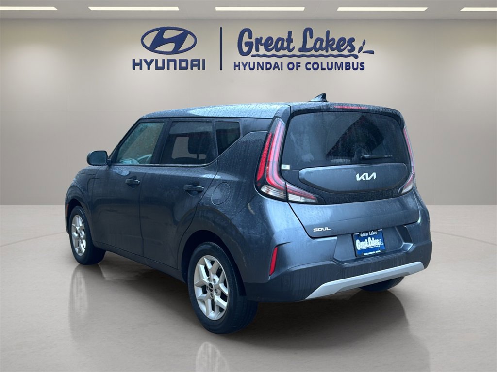 Used 2023 Kia Soul LX w/ Option Group 015 image 3