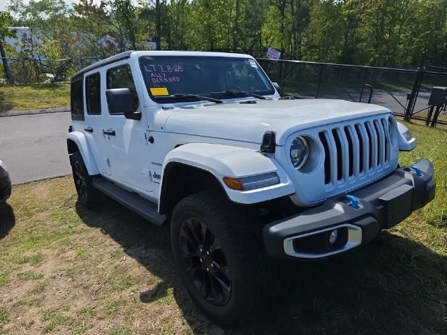 Certified 2023 Jeep Wrangler Unlimited Sahara w/ Dual Top Group AWD/4WD image 2