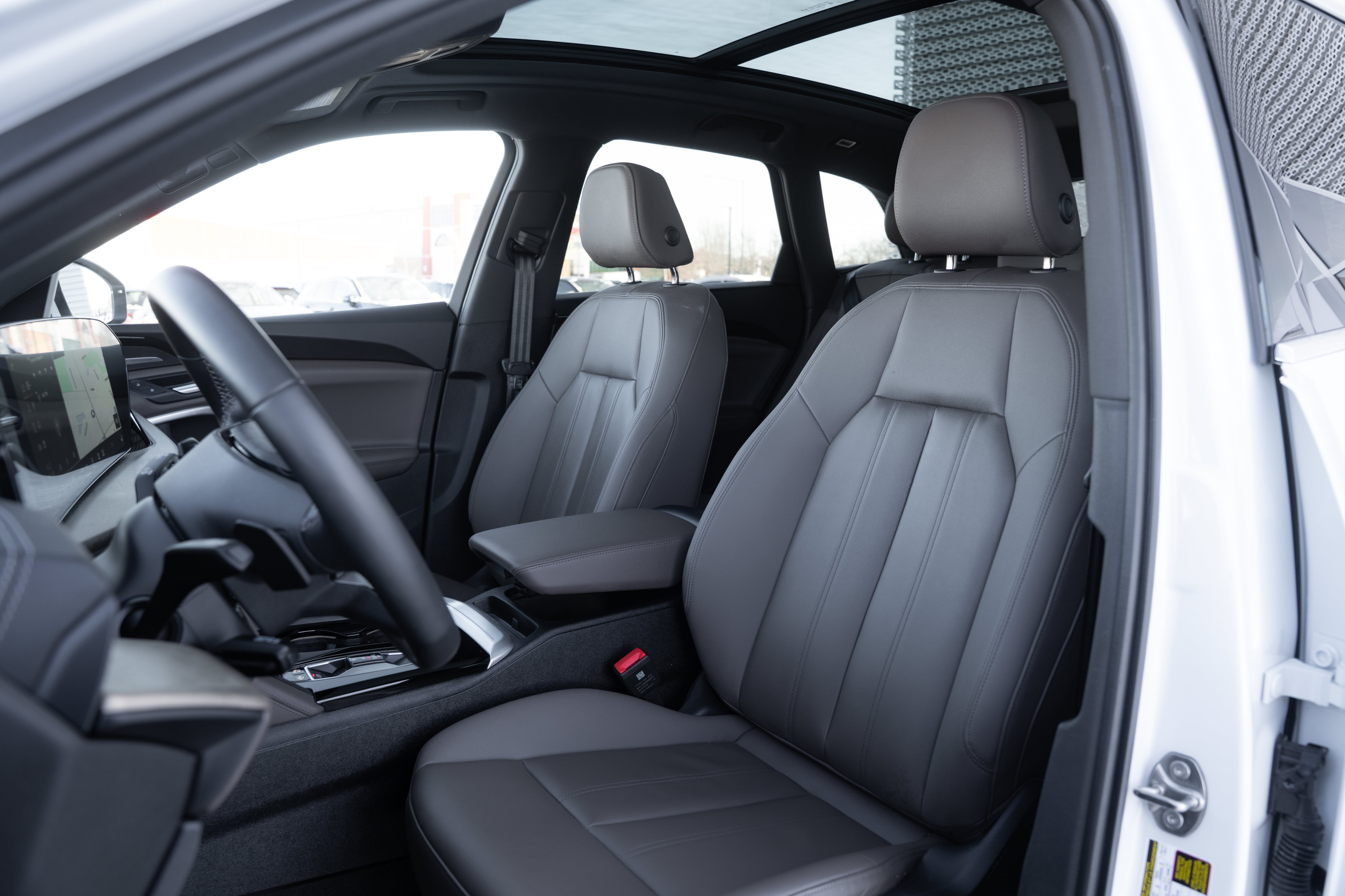 Certified 2025 Audi Q5 Premium w/ Premium Plus AWD/4WD image 22