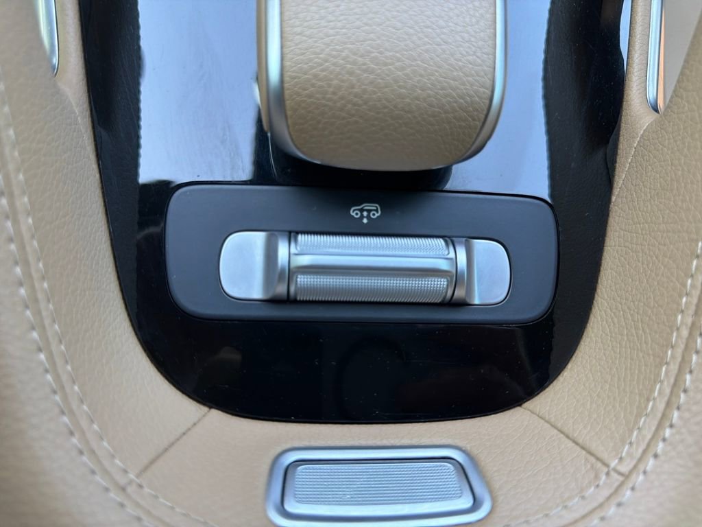 Certified 2024 Mercedes-Benz GLS 450 4MATIC image 27