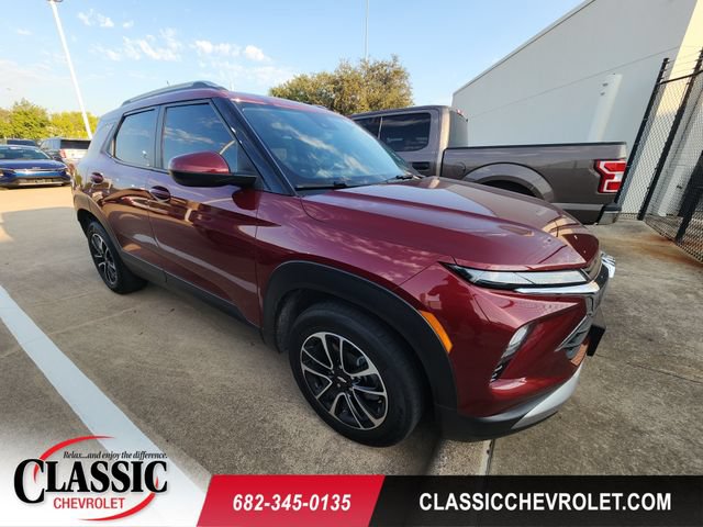 Used 2025 Chevrolet TrailBlazer LT w/ Driver Confidence Package