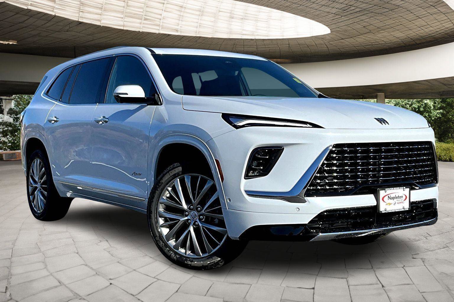 New 2026 Buick Enclave Avenir w/ Super Cruise Package image 2