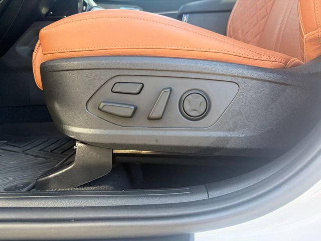 Certified 2023 Kia Sorento SX Prestige image 31