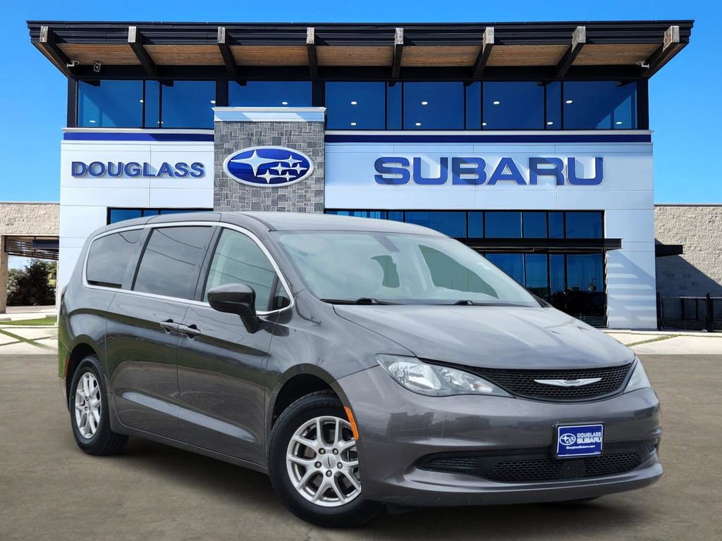 Used 2022 Chrysler Voyager LX