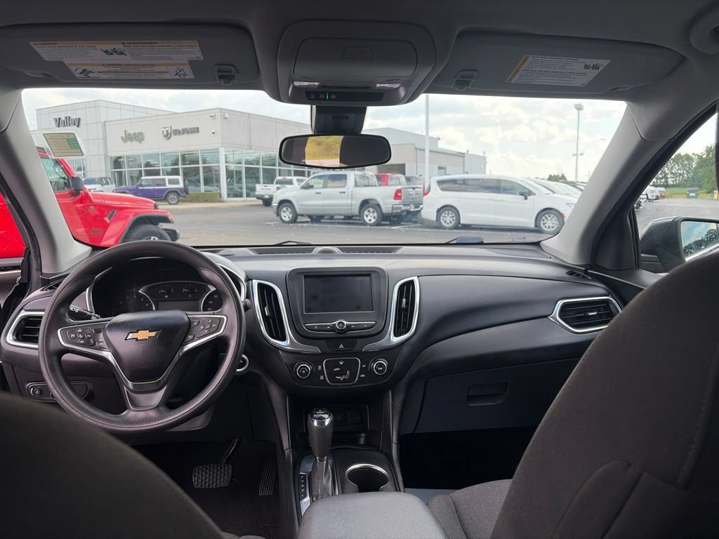 Used 2020 Chevrolet Equinox LT FWD image 16