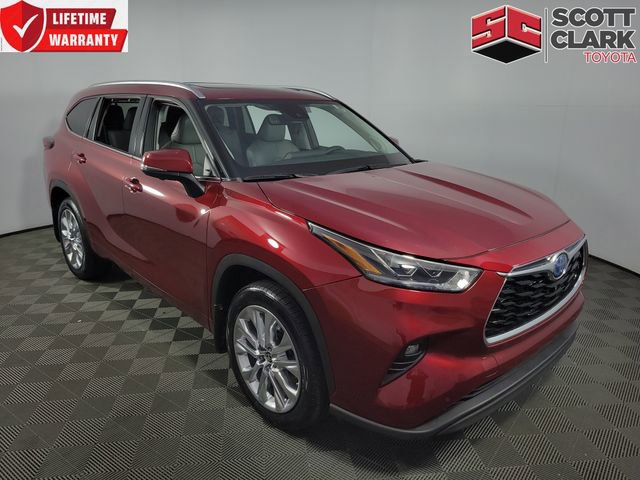 Used 2024 Toyota Highlander Limited