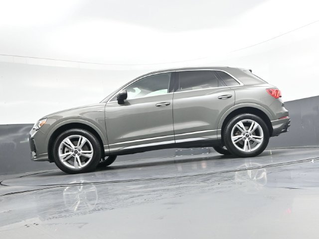 Used 2022 Audi Q3 2.0T Premium Plus AWD/4WD image 33