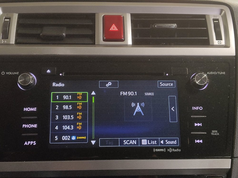 Used 2017 Subaru Outback 2.5i Premium image 25