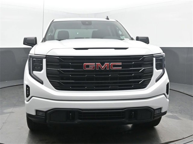 New 2026 GMC Sierra 1500 Elevation image 8