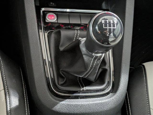 Used 2015 Volkswagen Jetta Sport image 12