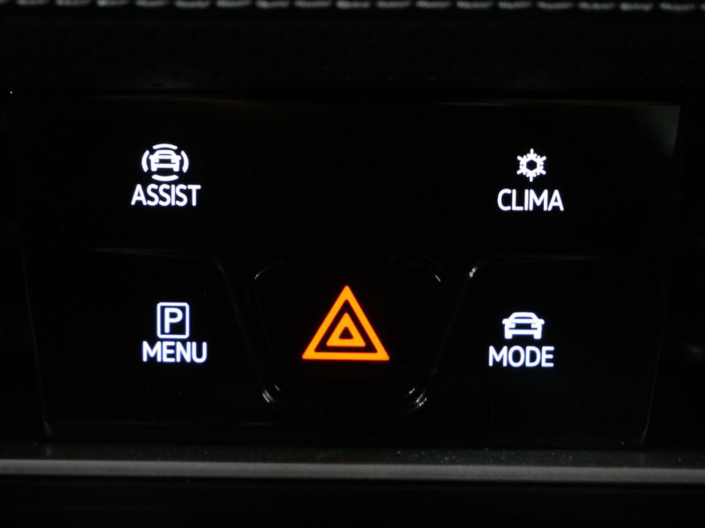 Used 2026 Volkswagen Atlas Cross Sport SE FWD image 19