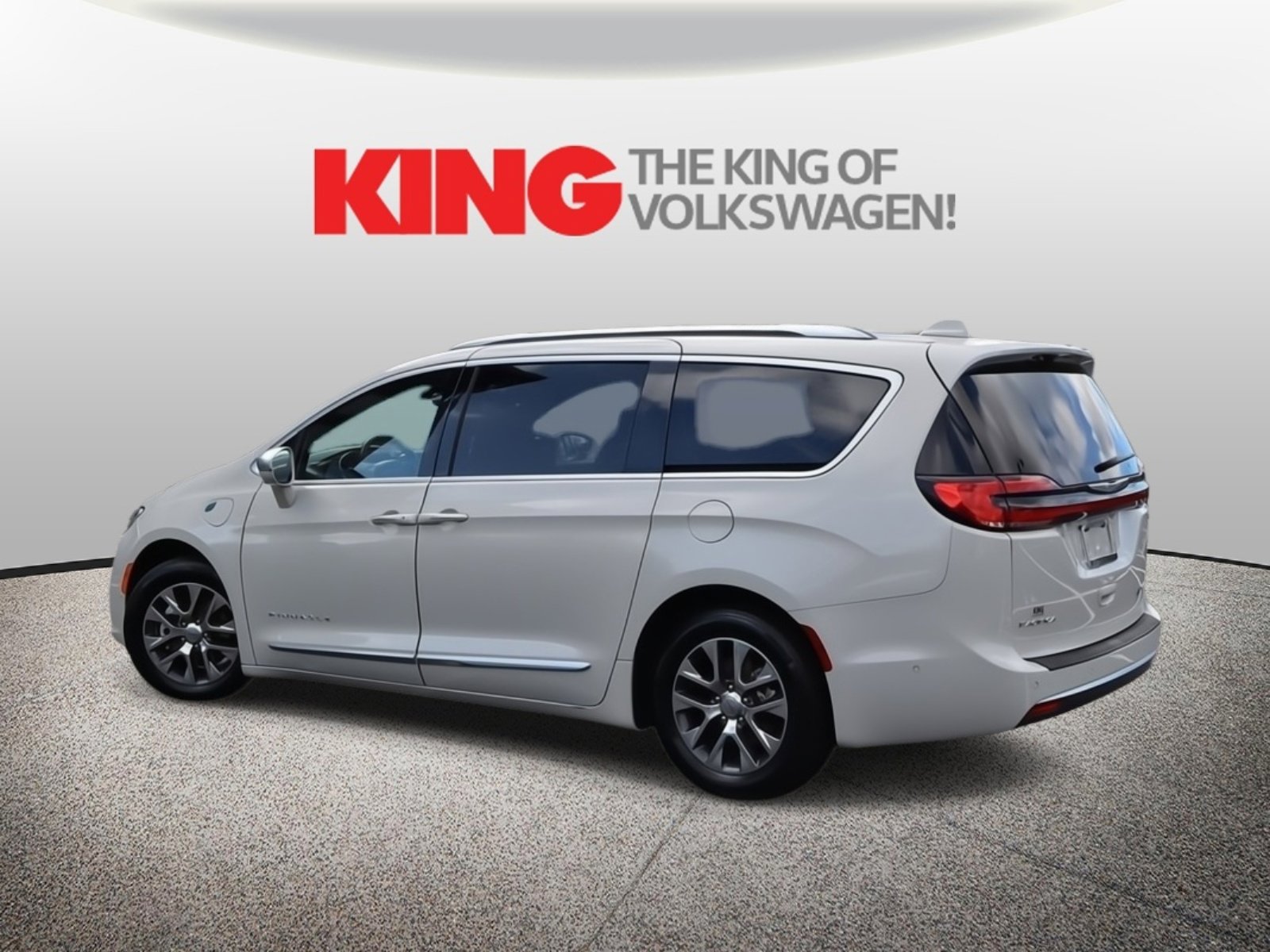 Used 2021 Chrysler Pacifica Pinnacle image 6