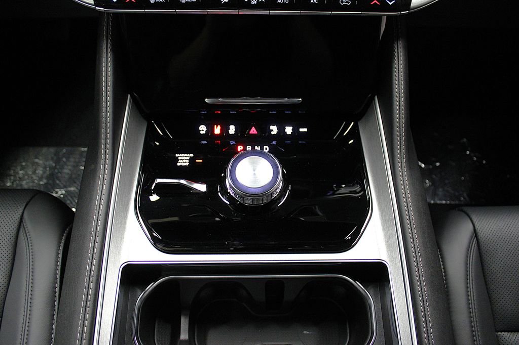 New 2026 Jeep Grand Wagoneer L Limited AWD/4WD image 22