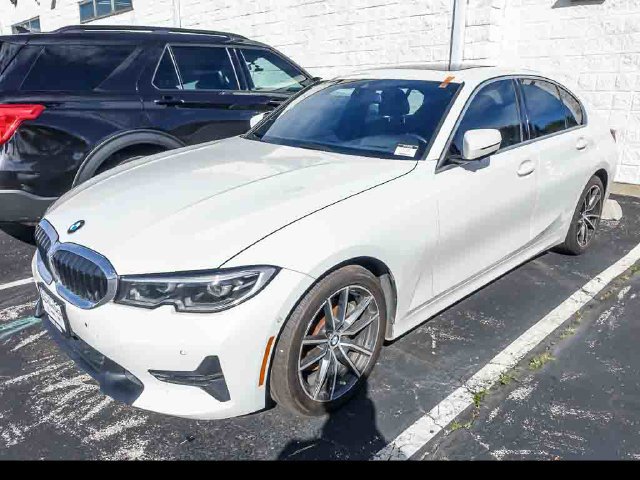 Used 2020 BMW 330i xDrive Sedan w/ Premium Package AWD/4WD image 3