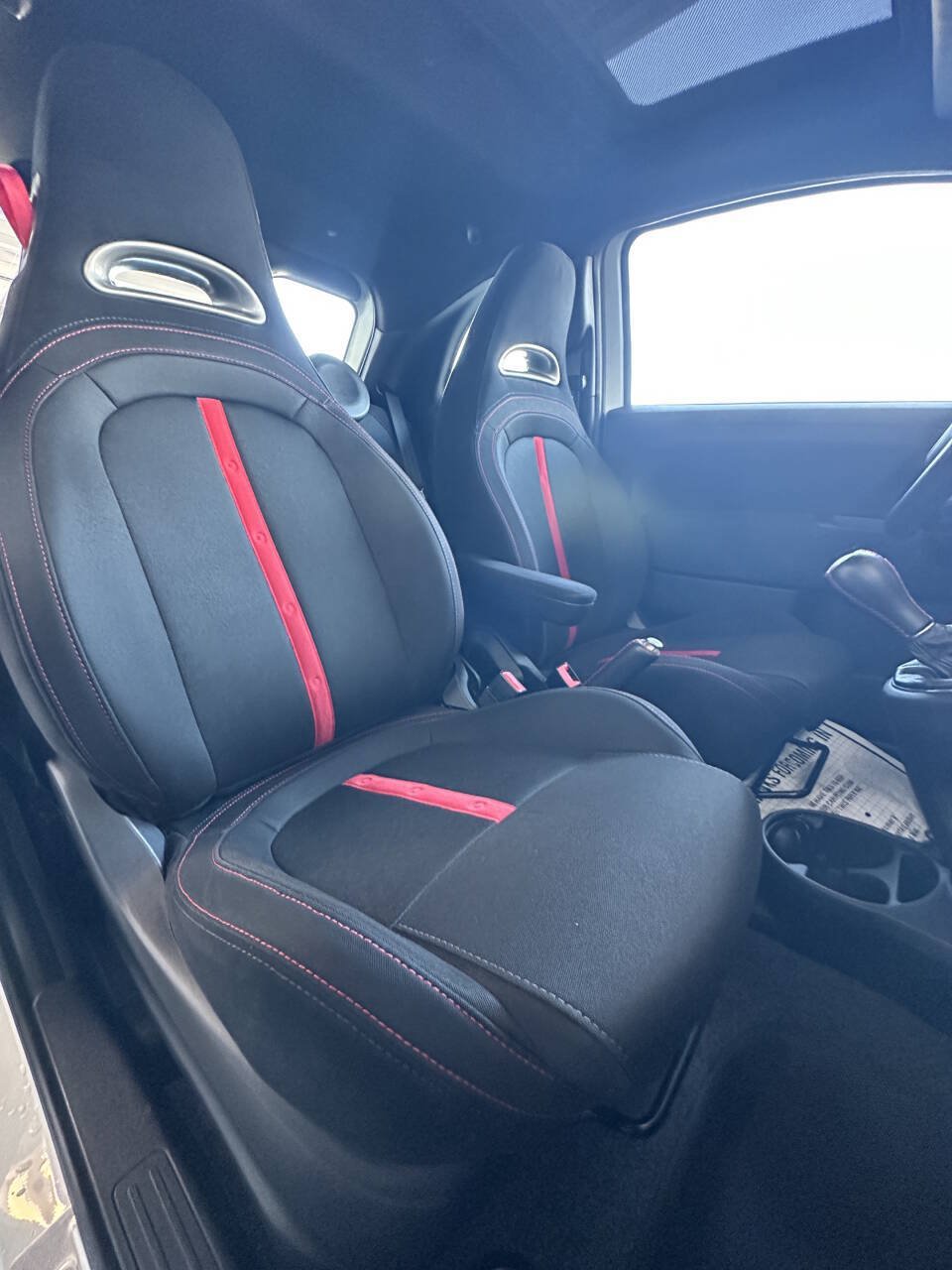 Used 2013 FIAT 500 Abarth w/ Beats Audio Pkg FWD image 11