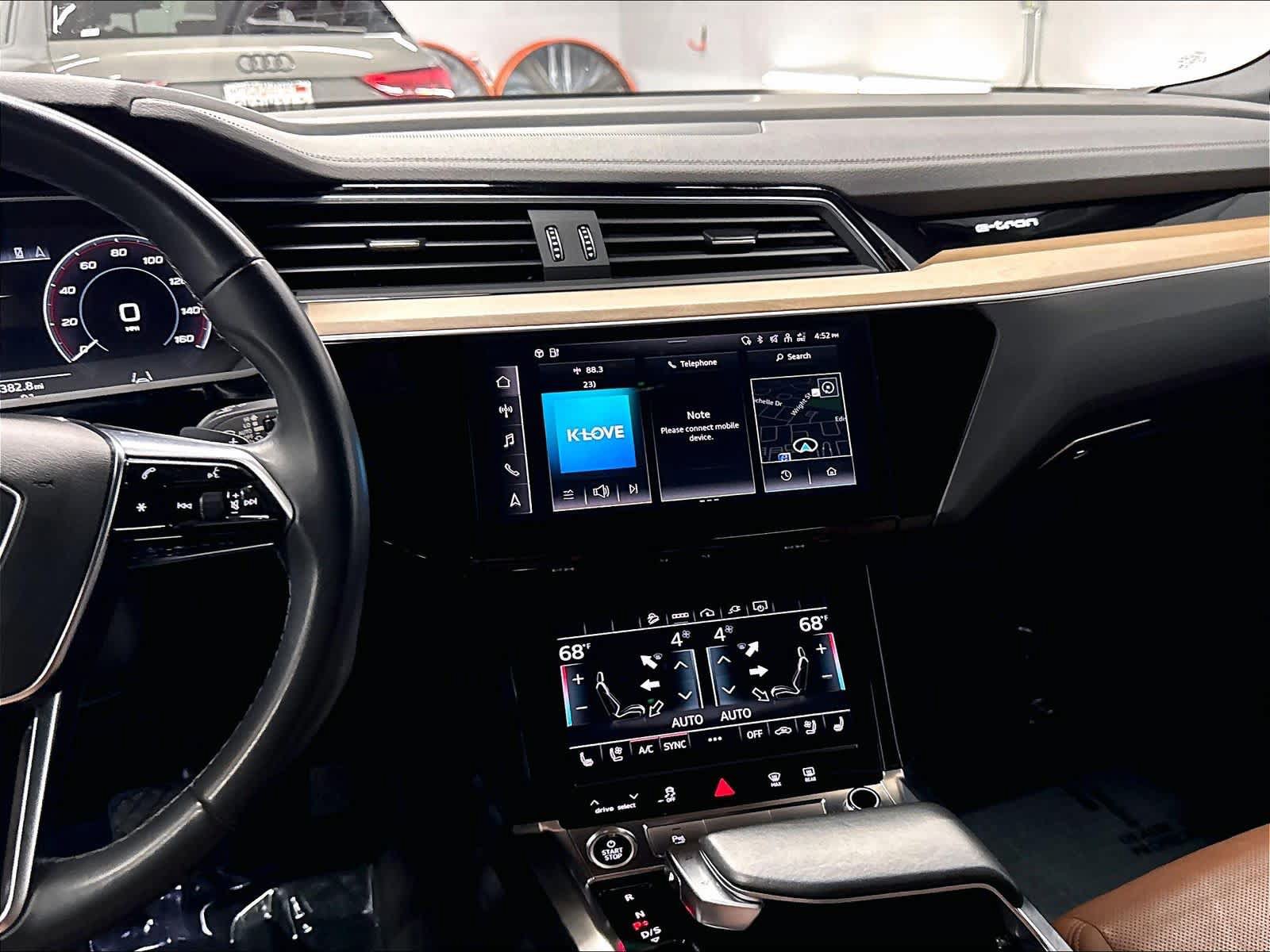 Used 2024 Audi Q8 e-tron Premium Plus AWD/4WD image 10