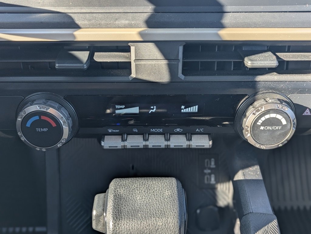 Used 2025 Toyota Tacoma SR image 38