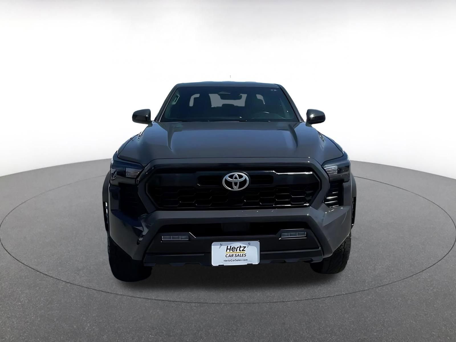 Used 2025 Toyota Tacoma TRD Off-Road AWD/4WD image 4