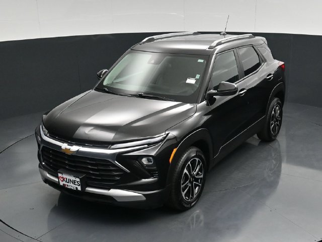 Used 2025 Chevrolet TrailBlazer LT FWD image 46