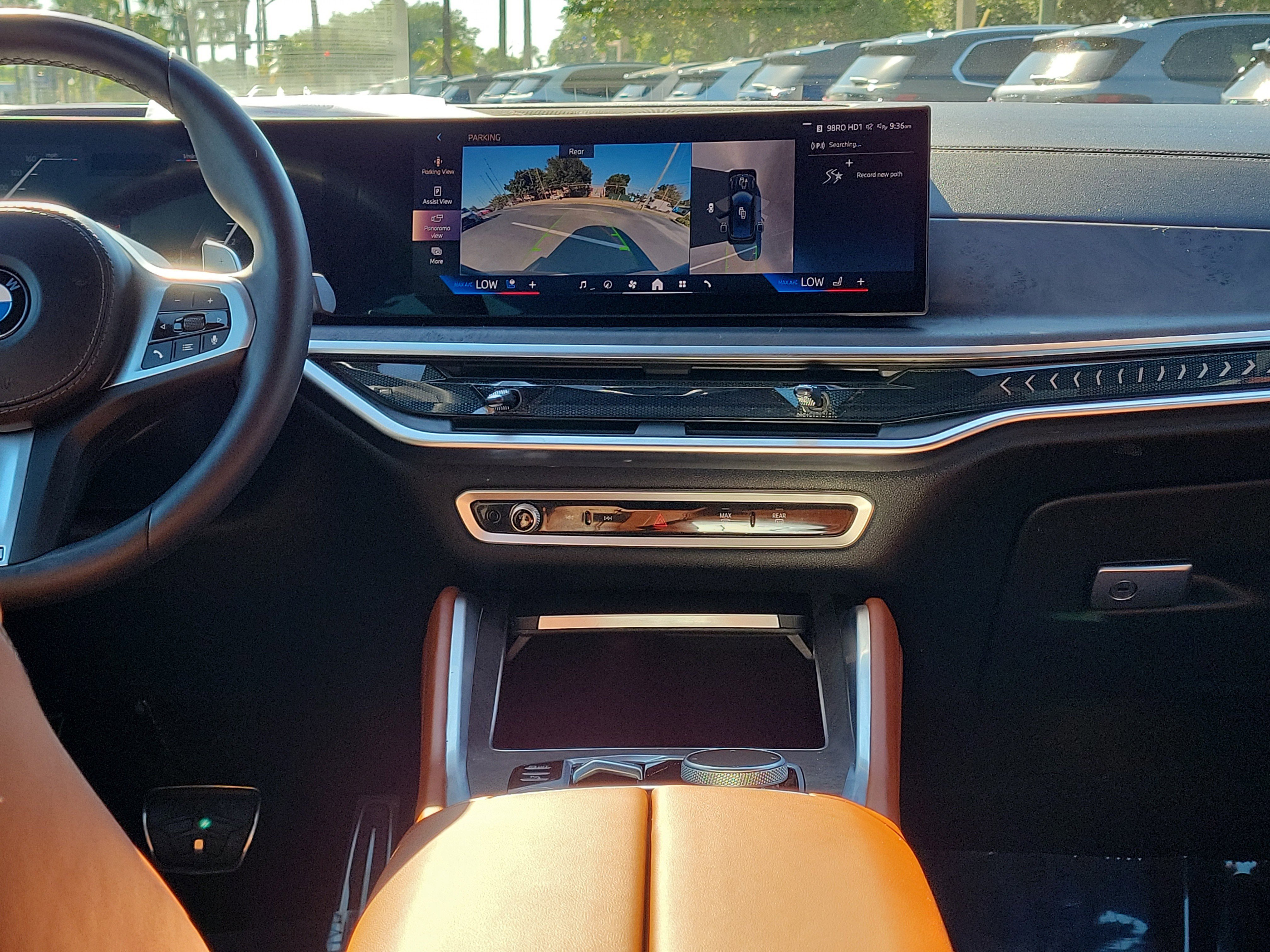 Used 2025 BMW X6 xDrive40i AWD/4WD image 17