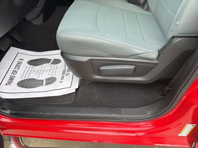 Used 2017 RAM 1500 Classic SLT image 10