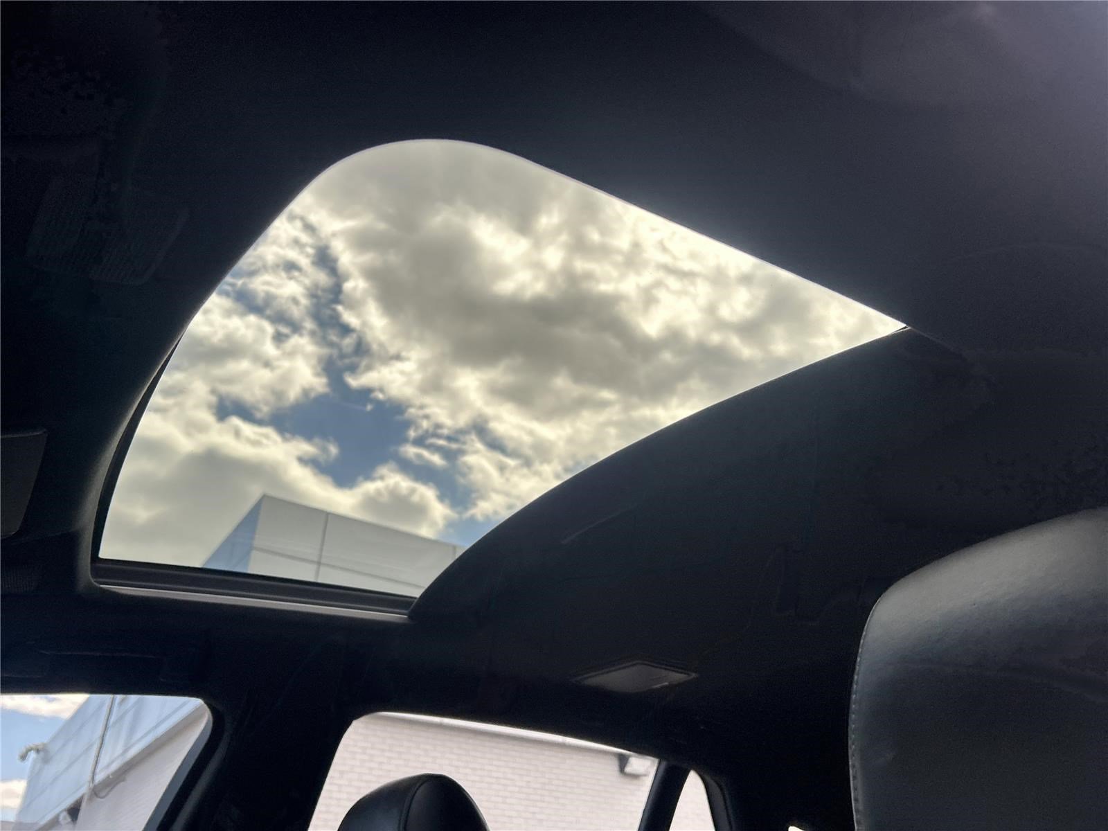 Used 2019 Lexus LS 500 AWD w/ Accessory Package (Z2) image 10