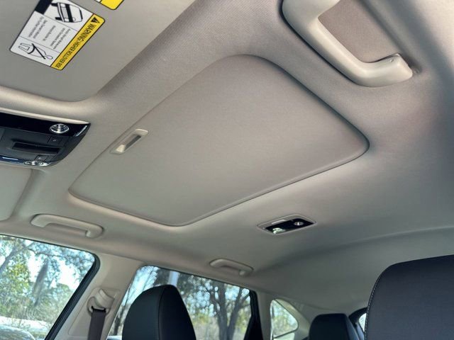 New 2026 Kia Seltos SX w/ SX Sunroof Package image 17