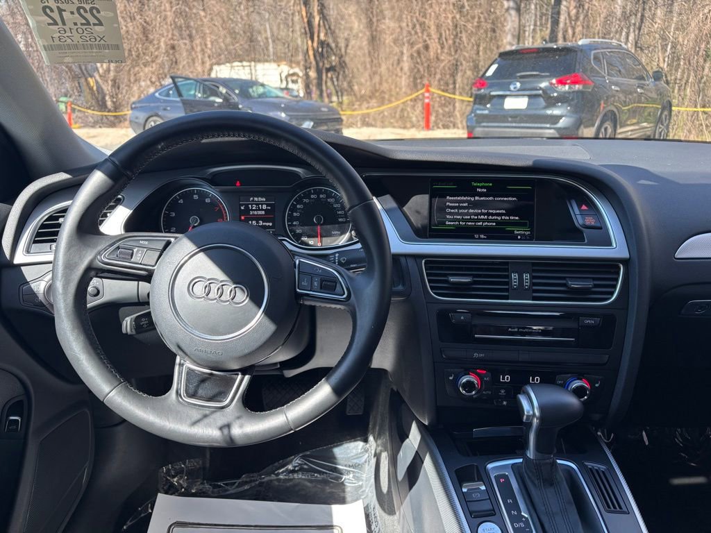 Used 2016 Audi A4 2.0T Premium image 11