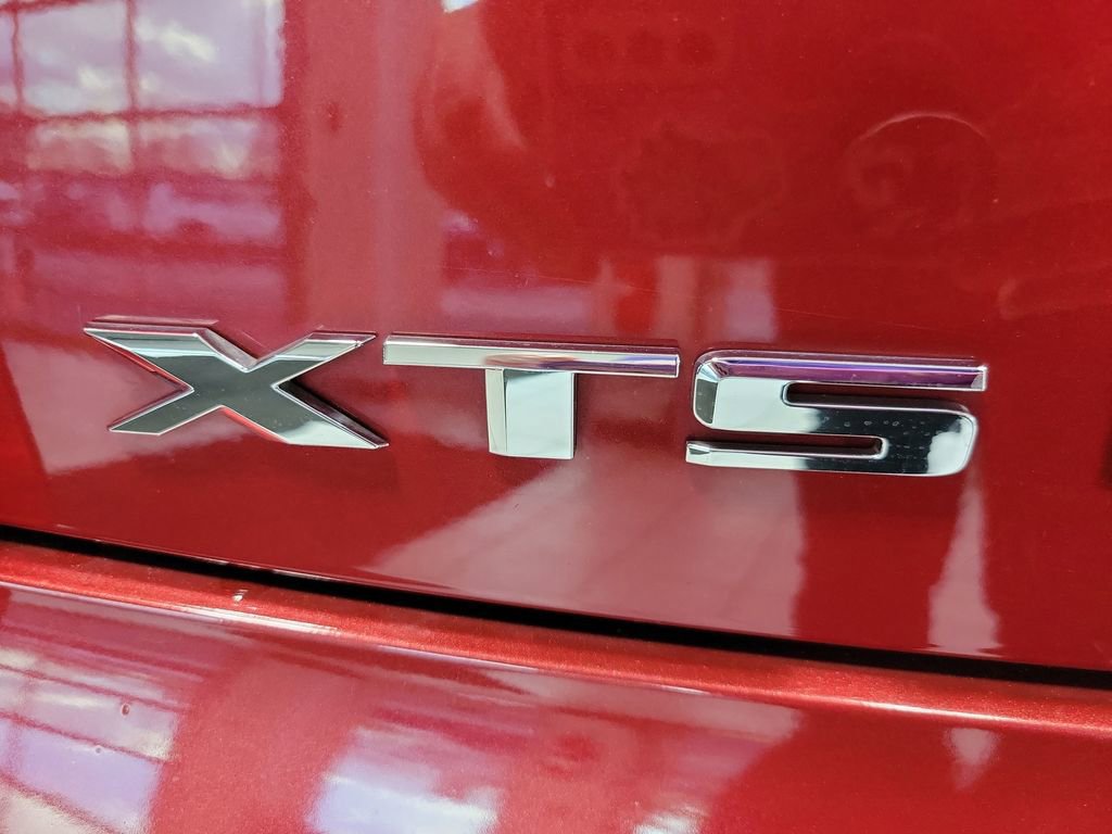 Used 2013 Cadillac XTS Premium image 9