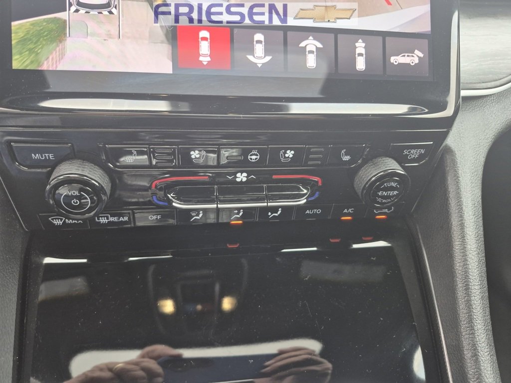 Used 2024 Jeep Grand Cherokee L Limited w/ Luxury Tech Group II image 22